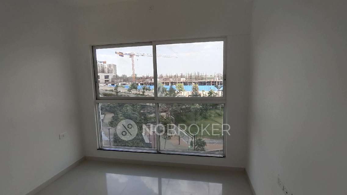 2 BHK Flat In Godrej Boulevard For Sale  In Manjari Khurd