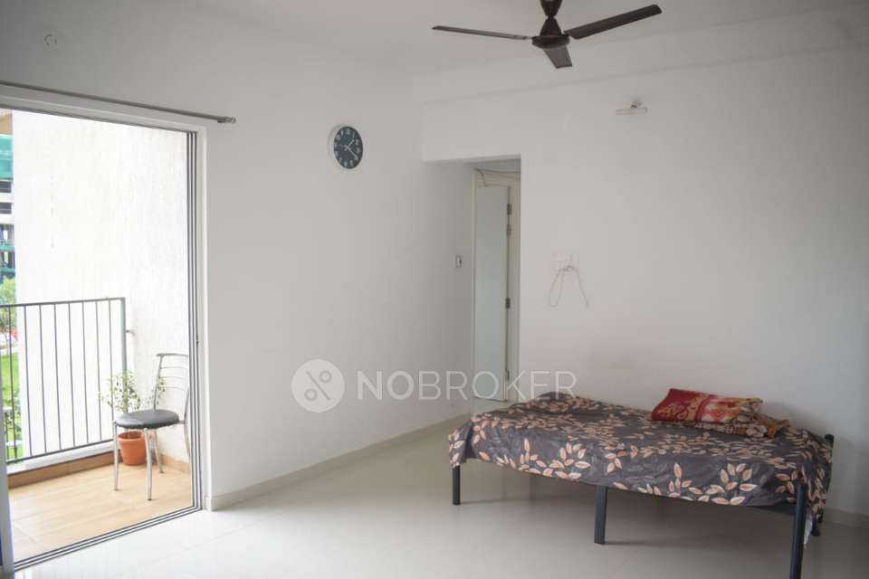 2 BHK Flat In Godrej Boulevard For Sale  In Manjari Khurd