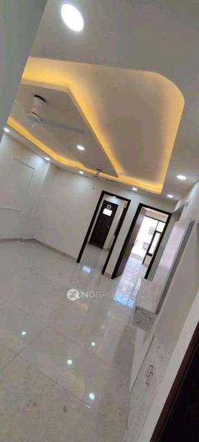 3 BHK Flat In Standalone Builidng For Sale  In Dwarka