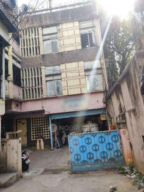 4+ BHK House For Sale  In Chirag Ali Lane, Abids
