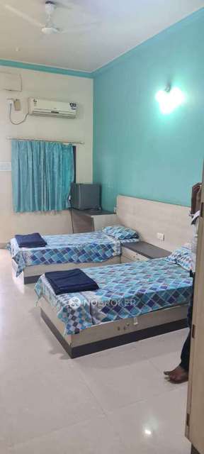 PG for Boys in Loni Kalbhor,