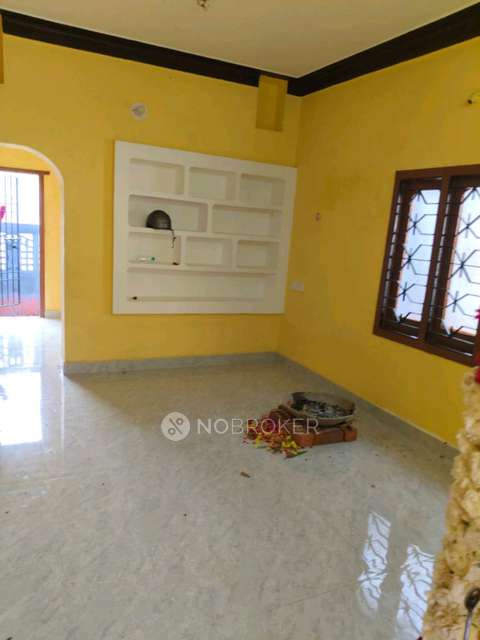 2 BHK House for Rent  In 24, 2nd Main Rd, Srinivasa Puram, Ellaiyamman Nagar, Korattur, Chennai, Puthagaram, Tamil Nadu 600080, India