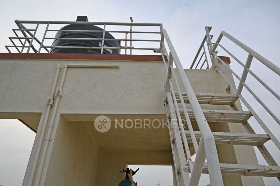 4+ BHK House For Sale  In Kodigehalli