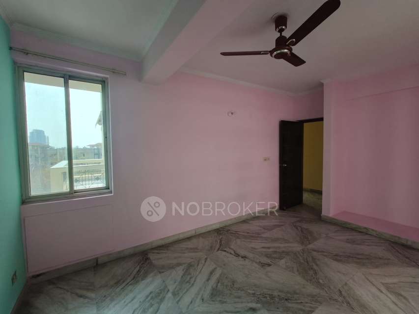 3 BHK Flat In Golf Vista  For Sale  In Alpha Ii Greater Noida