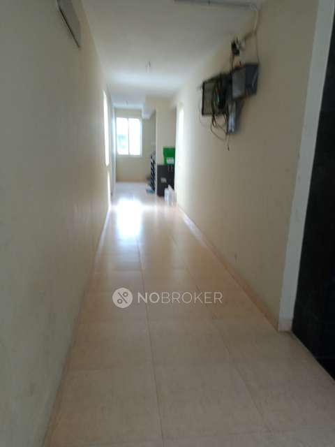 2 BHK Flat In Plaza Pristine Acres For Sale  In Perumbakkam