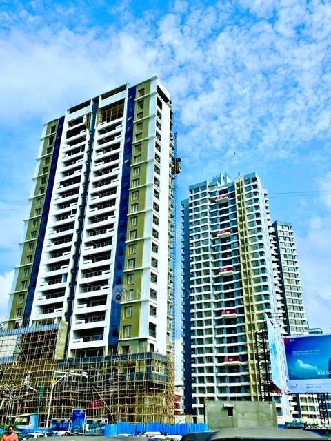 4 BHK Flat In 57 Midtown For Sale  In Pimpri-chinchwad