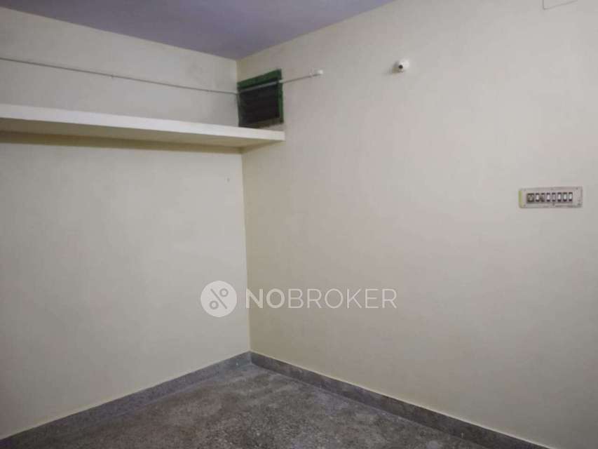 4+ BHK Flat For Sale  In Arumbakkam