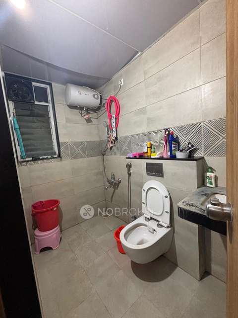 2 BHK Flat for Rent  In Fusion Towers