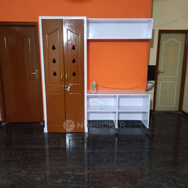 2 BHK House for Rent  In Krishna Temple Road