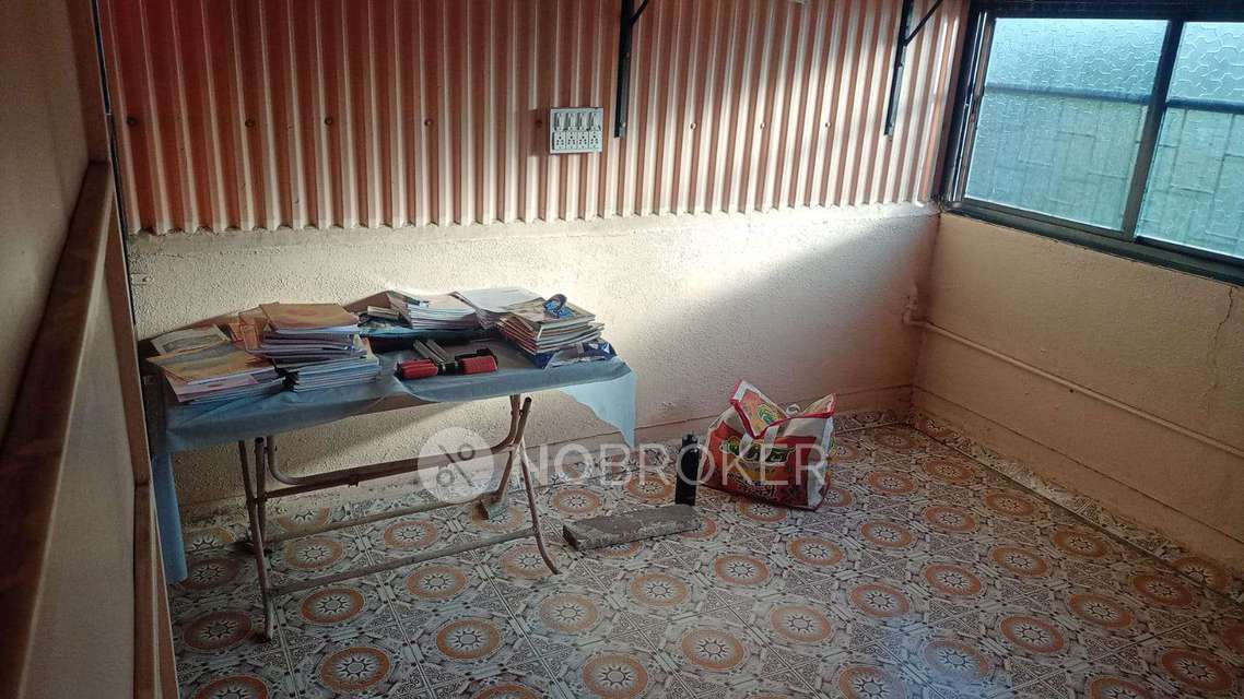 Shared Room for Male In 2 BHK  In Danish Apartment In 524b, Daruwala Pool Rd, Rasta Peth, Pune, Maharashtra 411011, India