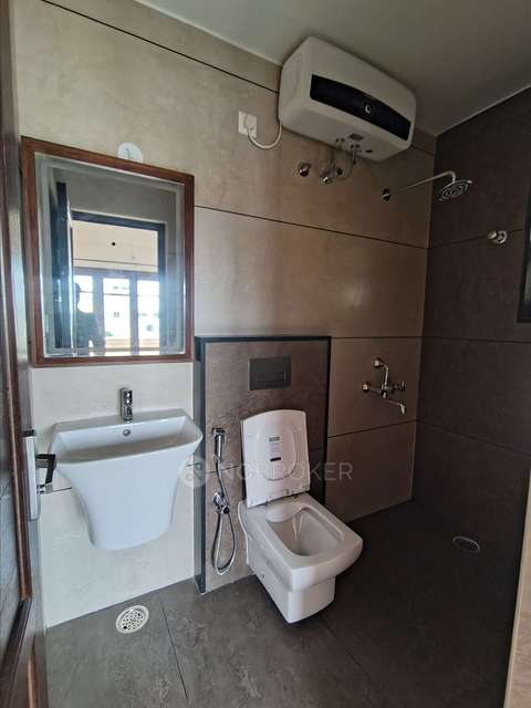 2 BHK Flat In Vijaya Elite For Sale  In Bilekahalli