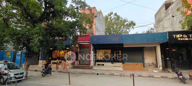 Showroom in 50-52, Meharchand Market, Lodi Colony, New Delhi, Delhi 110003, India, Delhi for Rent 