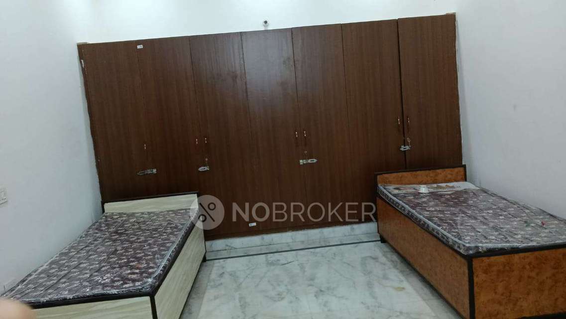 PG for Girls in Sector Alpha Ii