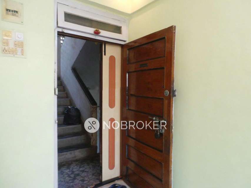 1 BHK Flat In Sheetal Sameer Chs For Sale  In Kandivali West