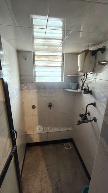 1 BHK Flat In Sheetal Sameer Chs For Sale  In Kandivali West