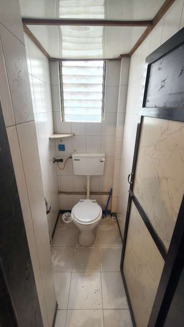 1 BHK Flat In Sheetal Sameer Chs For Sale  In Kandivali West