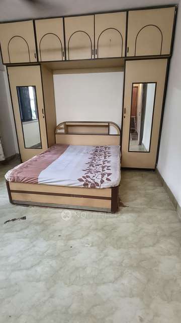 1 BHK Flat In Sheetal Sameer Chs For Sale  In Kandivali West