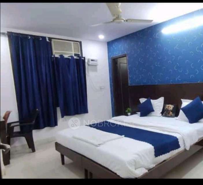 PG for Anyone in Dwarka Sec7