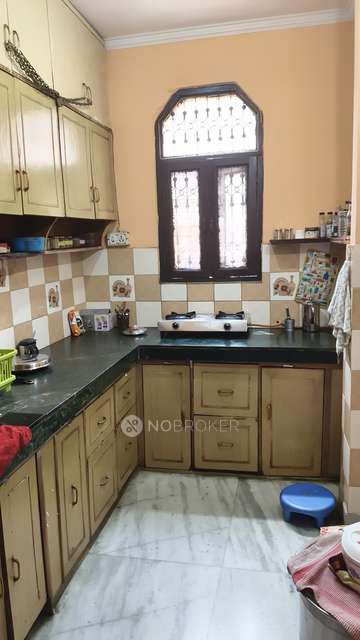 2 BHK Flat In New Mahavir Nagar, Tilak Nagar For Sale  In Krishna Extension