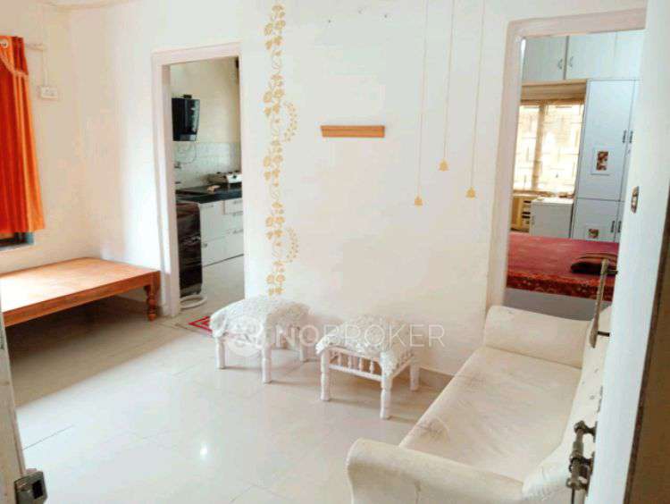 2 BHK Flat In Dhake Nagar Building for Rent  In Andheri West