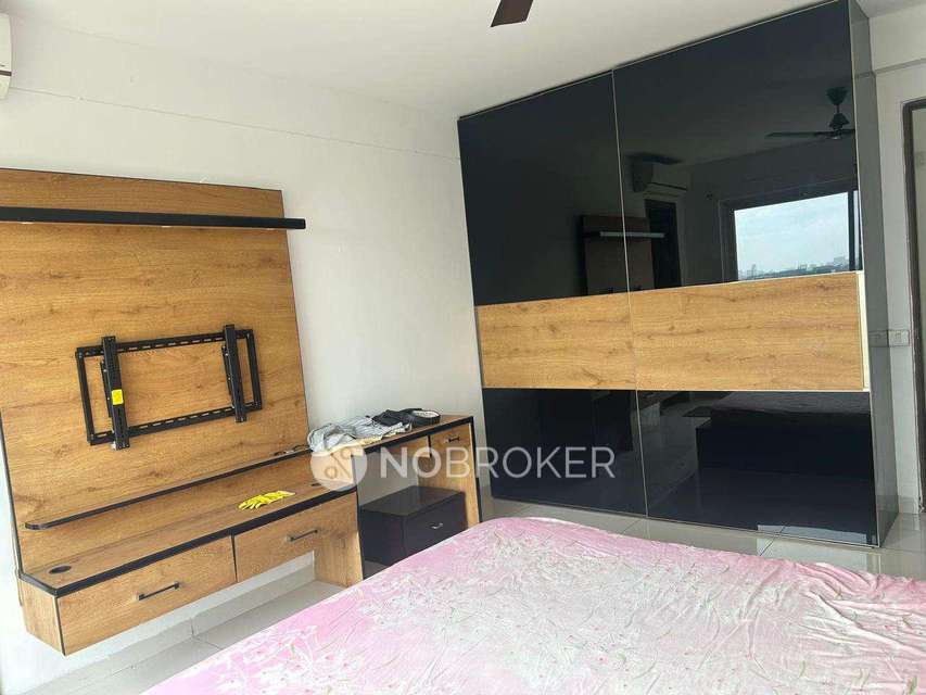 4+ BHK Flat In  Snn Raj Greenbay, Electronic City For Sale  In Electronic City