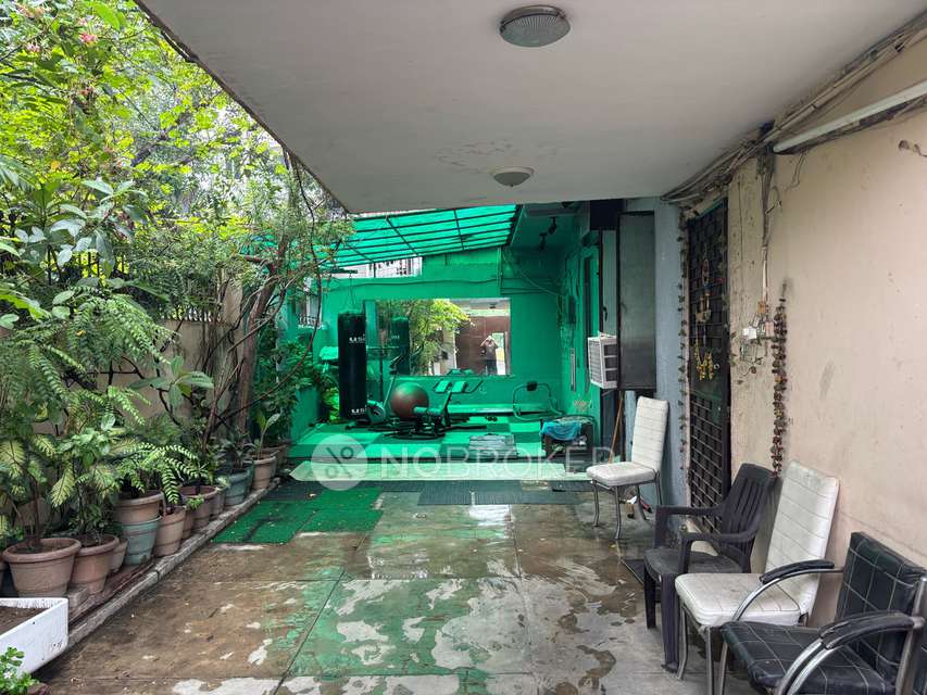 Office Space in Divine Touch, Delhi for Rent 