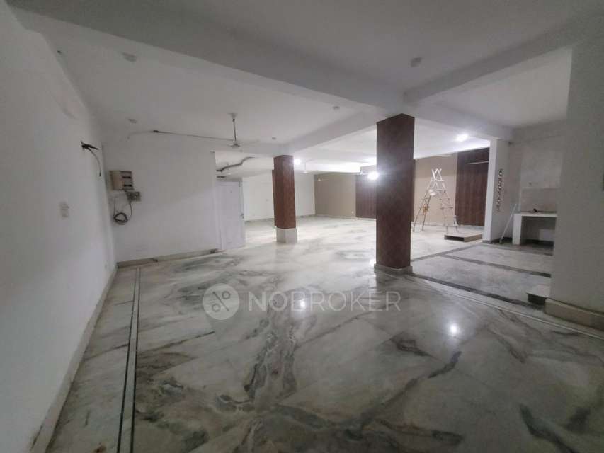 Godown/Warehouse in Jasola Vihar, Delhi for sale 