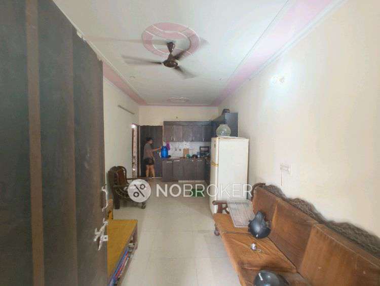 2 BHK Flat In Standlone Building for Rent  In Palam Vihar