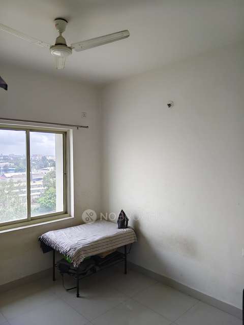 2 BHK Flat In Summit Emarald Squre For Sale  In Bommasandra 