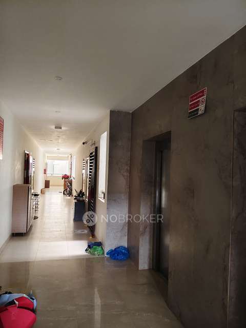 2 BHK Flat In Summit Emarald Squre For Sale  In Bommasandra 