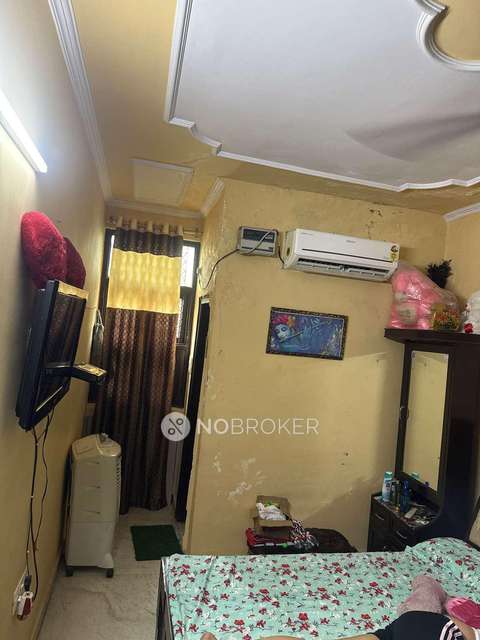 3 BHK Flat In Standalone Building  For Sale  In  Rohini