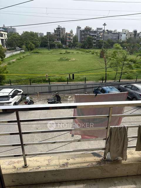 3 BHK Flat In Standalone Building  For Sale  In  Rohini