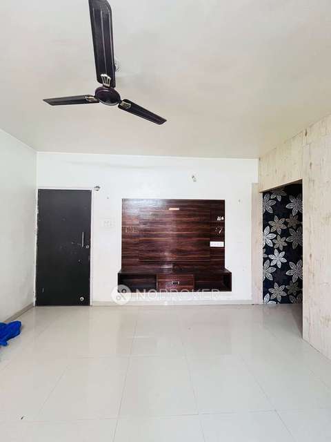 2 BHK Flat In Savannah 2 Co-operative Housing Society Limited for Rent  In Wagholi