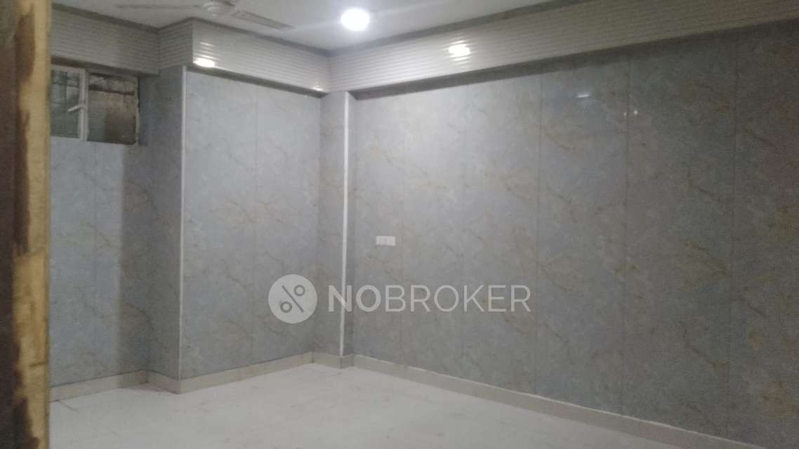 1 BHK Flat In Rose Appt Okhla Vihar, Okhla for Rent  In Okhla