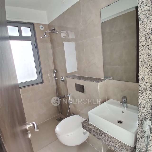 2 BHK Flat In 4th Avenue Suntech For Sale  In Sunteckcity 4th Avenue