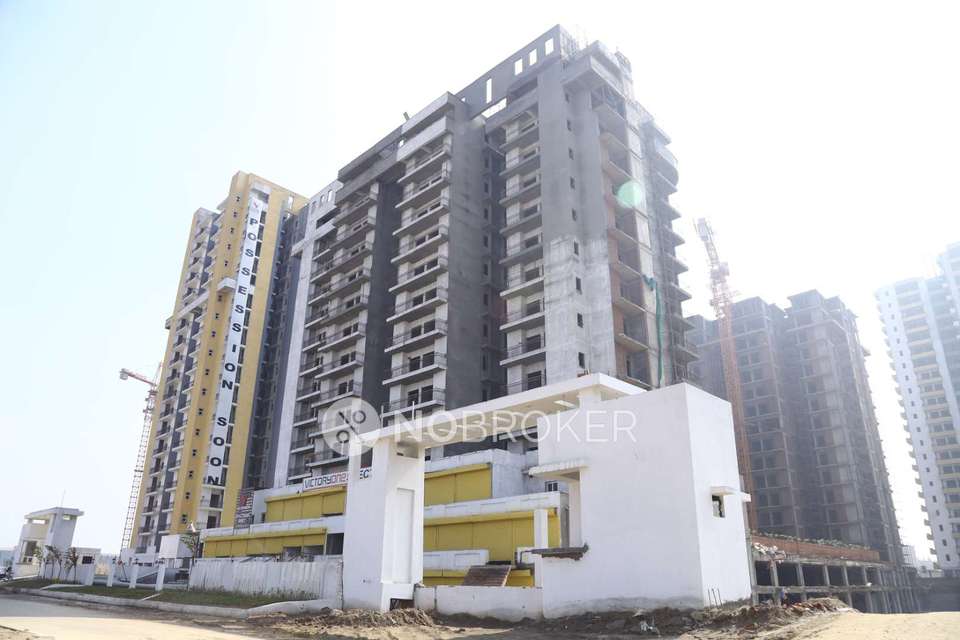 3 BHK Flat In Victry Amara For Sale  In Panchsheel Greens 2