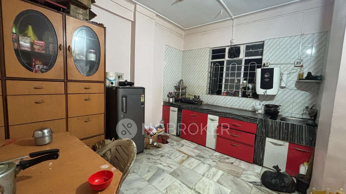 Single Room for Female In 2 BHK In Mayur Apartment In Pimpri Colony,