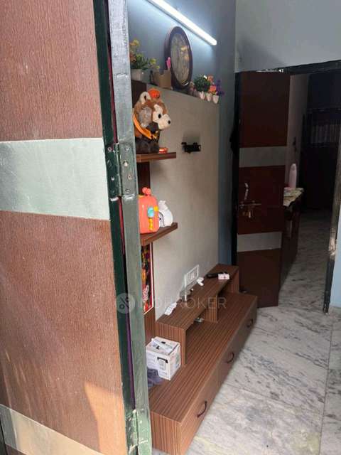 2 BHK Flat In Flat For Sale  In Swaroop Nagar Police Station