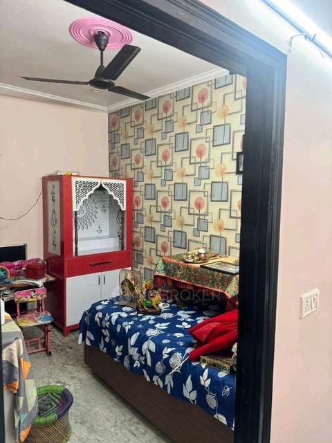 2 BHK Flat In Flat For Sale  In Swaroop Nagar Police Station