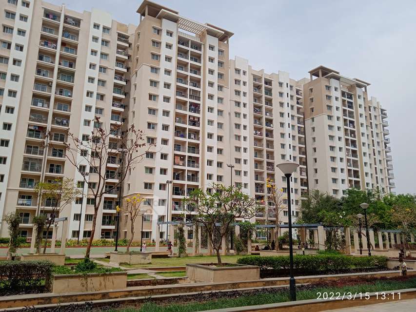 2 BHK Flat In Brigade Golden Triangle For Sale  In Kattamanallur