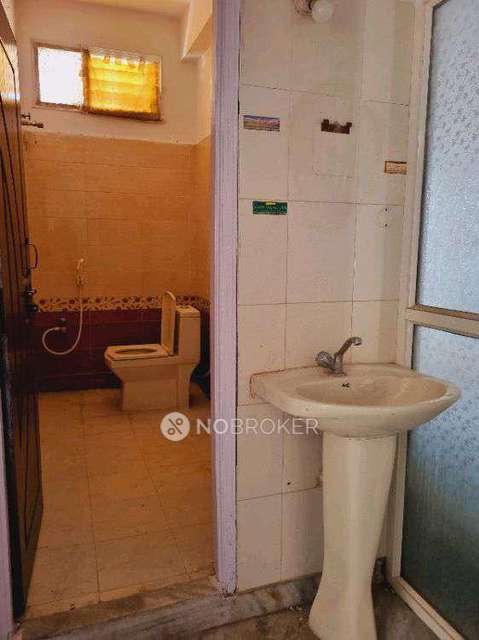 2 BHK Flat In Al Ameen Apartment, For Sale  In Mehdipatnam