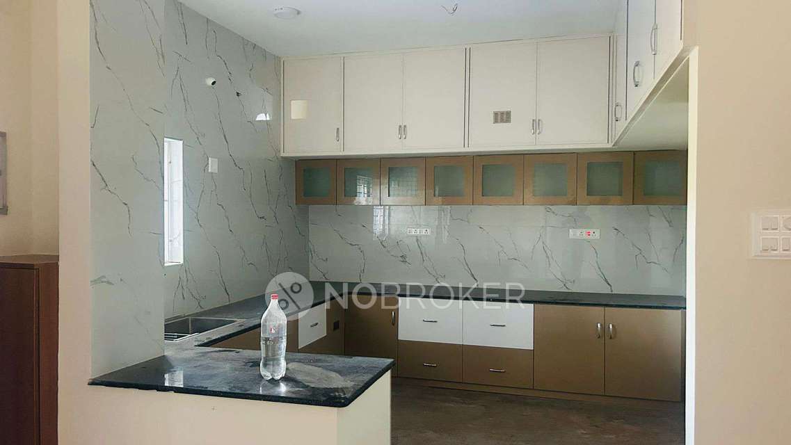 2 BHK Flat In Standalone Building  for Rent  In Krishnapuram