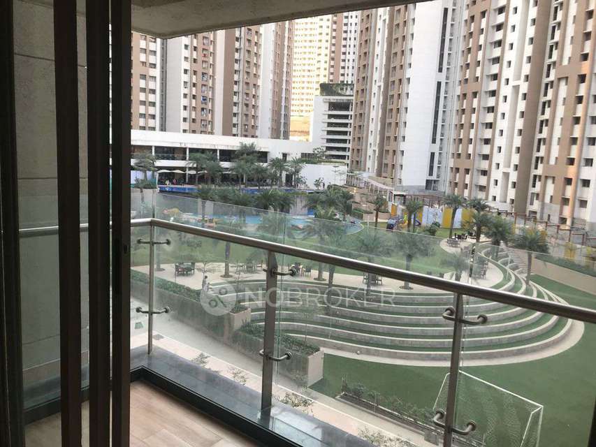 3 BHK Flat In Lodha Splendora Phase Ii For Sale  In Ghodbunder Road