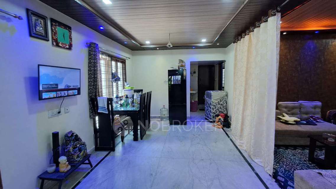 2 BHK Flat In Bhuneshwari Arcade For Sale  In Manikonda Jagir, Ranga Reddy