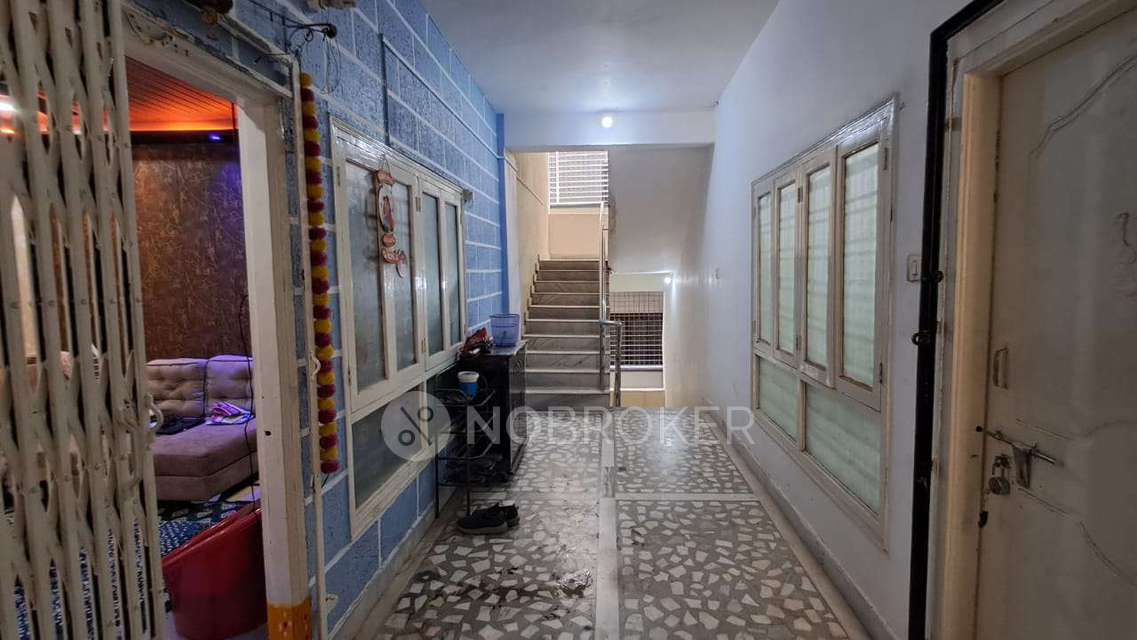 2 BHK Flat In Bhuneshwari Arcade For Sale  In Manikonda Jagir, Ranga Reddy