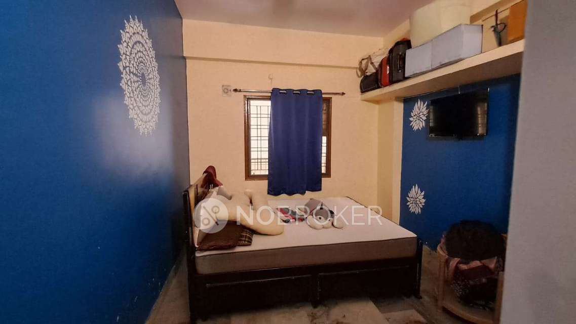 2 BHK Flat In Bhuneshwari Arcade For Sale  In Manikonda Jagir, Ranga Reddy
