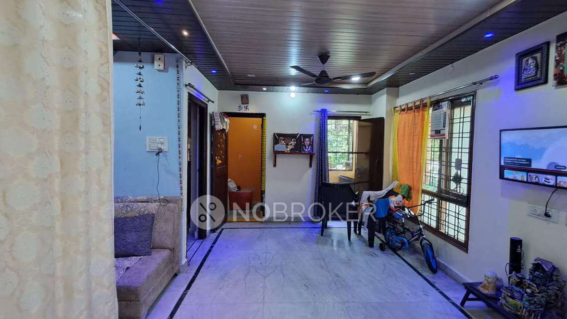 2 BHK Flat In Bhuneshwari Arcade For Sale  In Manikonda Jagir, Ranga Reddy
