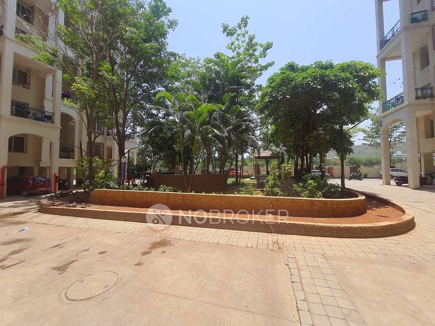 1 BHK Flat In Maple Woodz For Sale  In Wagholi