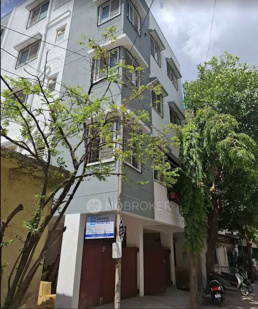 PG for Girls in Karvenagar