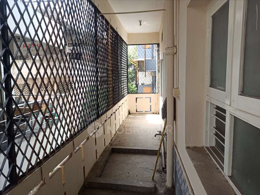 2 BHK Flat In Vasathi Anandi Peerancheru For Sale  In Peerancheru